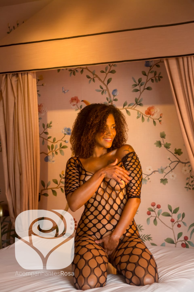 Acompanhantes Lisboa. Acompanhantes de Luxo Lisboa. Foto da Acompanhante de Luxo Aline Motta 929311549. Atualmente disponível Lisboa | Picture Verified Escort