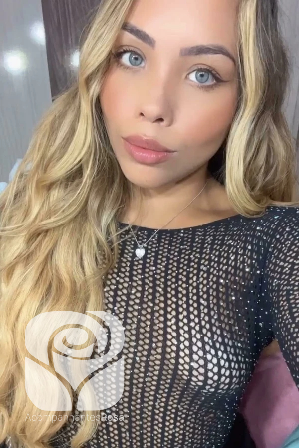 Acompanhantes Lisboa. Acompanhantes de Luxo Lisboa. Foto da Acompanhante de Luxo Carolina Pires 910171397. Atualmente disponível Lisboa | Picture Verified Escort