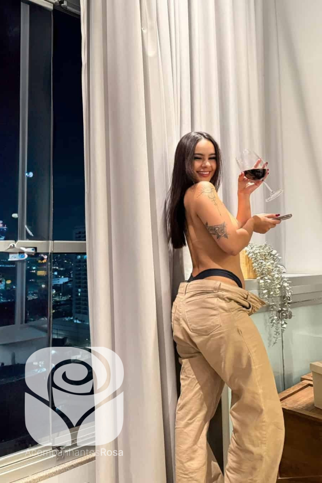 Acompanhantes Funchal. Acompanhantes de Luxo Funchal. Foto da Acompanhante de Luxo Electra Lambo 936366220. Atualmente disponível Funchal | Picture Verified Escort