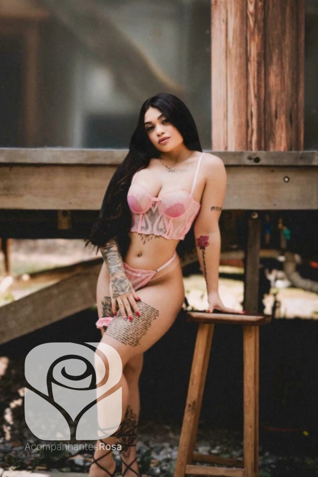 Acompanhantes Porto. Acompanhantes de Luxo Porto. Foto da Acompanhante de Luxo Jully Martinelli 963143981. Atualmente disponível Porto | Picture Verified Escort