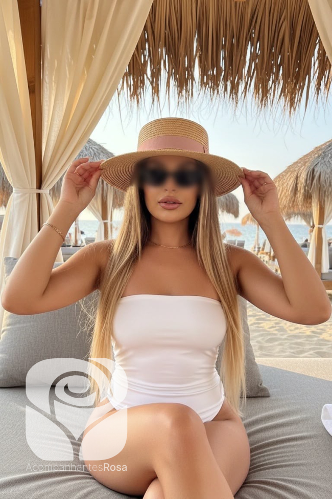 Acompanhantes Coimbra. Acompanhantes de Luxo Coimbra. Foto da Acompanhante de Luxo Kiara Asad 919770000. Atualmente disponível Coimbra | Picture Verified Escort