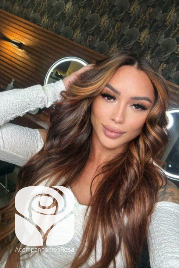 Acompanhantes Braga. Acompanhantes de Luxo Braga. Foto da Acompanhante de Luxo Livia Tavares 914998471. Atualmente disponível Braga | Picture Verified Escort