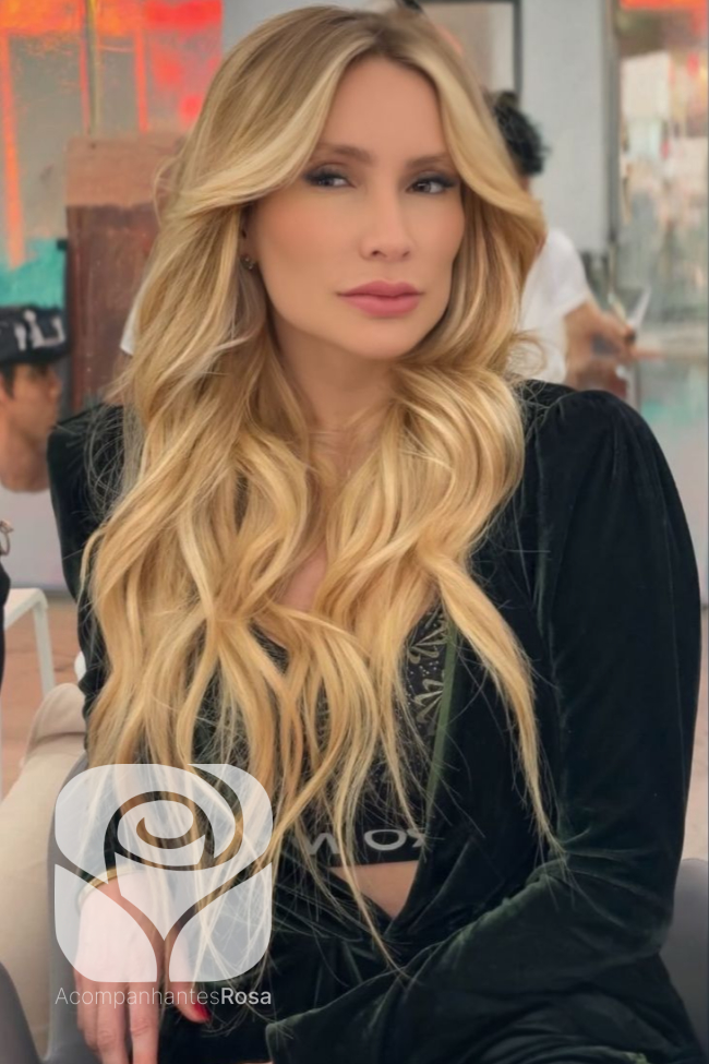 Acompanhantes Lisboa. Acompanhantes de Luxo Lisboa. Foto da Acompanhante de Luxo Marina Rosa 937668923. Atualmente disponível Lisboa | Picture Verified Escort