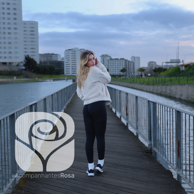 Acompanhantes Lisboa. Acompanhantes de Luxo Lisboa. Foto da Acompanhante de Luxo Melissa Mendes 920395988. Atualmente disponível Lisboa | Picture Verified Escort