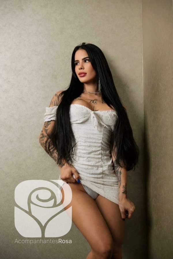 Acompanhantes Porto. Acompanhantes de Luxo Porto. Foto da Acompanhante de Luxo Mirela Sousa 935582044. Atualmente disponível Porto | Picture Verified Escort