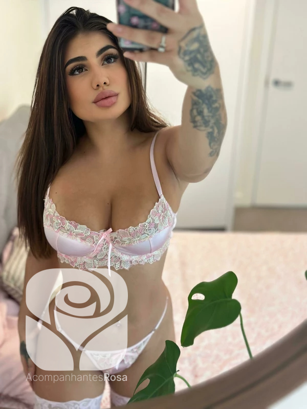 Acompanhantes Funchal. Acompanhantes de Luxo Funchal. Foto da Acompanhante de Luxo Valentina Brunelly 931188408. Atualmente disponível Funchal | Picture Verified Escort