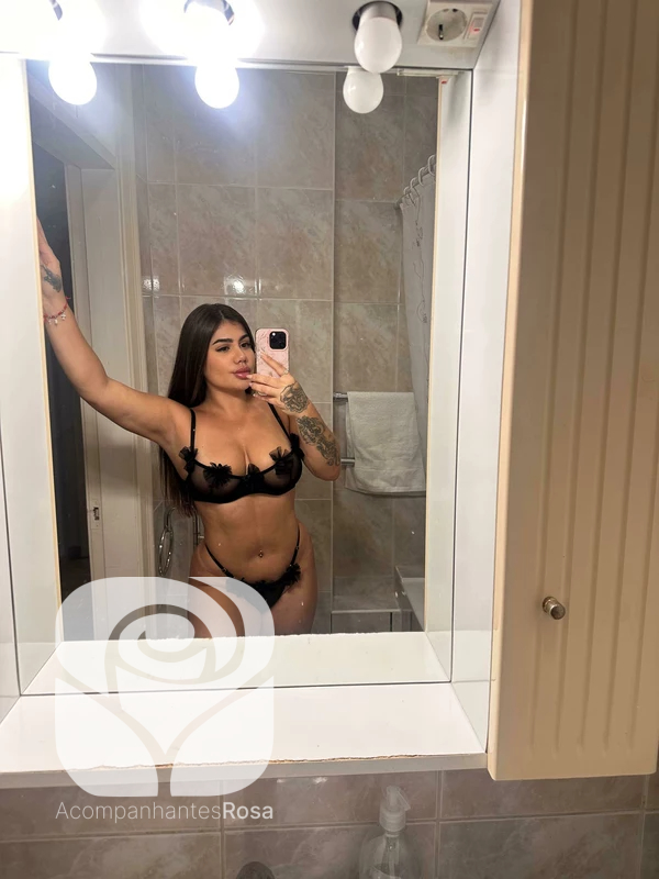 Acompanhantes Funchal. Acompanhantes de Luxo Funchal. Foto da Acompanhante de Luxo Valentina Brunelly 931188408. Atualmente disponível Funchal | Picture Verified Escort