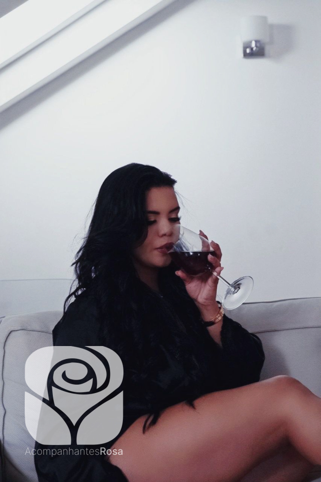 Acompanhantes Leiria. Acompanhantes de Luxo Leiria. Foto da Acompanhante de Luxo Zaya 913246677. Atualmente disponível Leiria | Picture Verified Escort