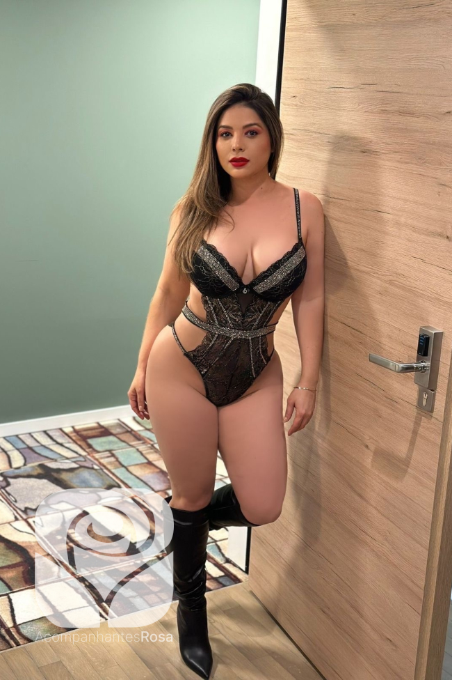 Acompanhantes Évora. Acompanhantes de Luxo Évora. Foto da Acompanhante de Luxo Louise  925088664. Atualmente disponível Évora | Picture Verified Escort